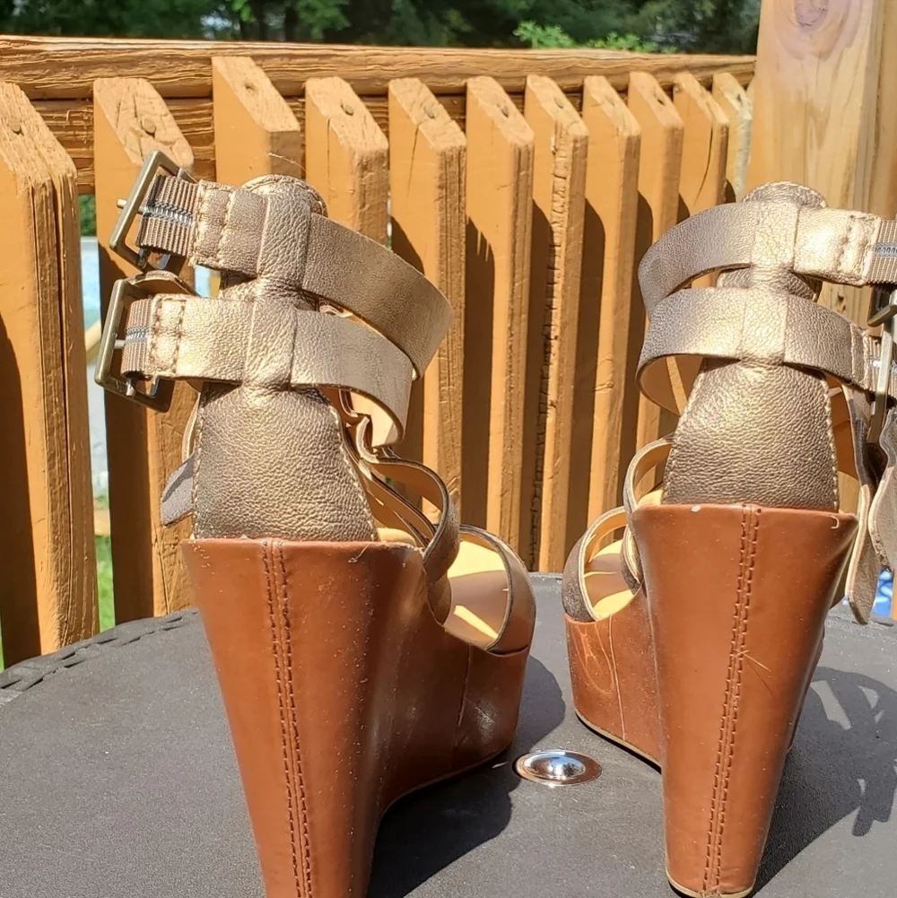 Korks Bronze Leather Ankle Cross Straps Platform Wedge Sandals Size 10 - Picture 9 of 11